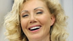 OSLOBODITE SE NAPETOSTI I UMORA OČAS POSLA Lepa Brena otkrila da se potpuno odmori za 15 minuta radeći ovu stvar