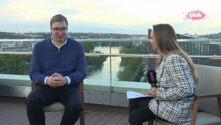 Vučiću SKOČIO PRITISAK, a onda je Gordani Uzelac otkrio zašto!
