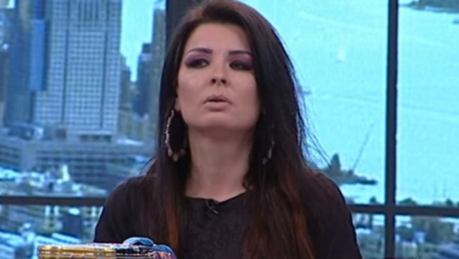 POTPUNO VAN SEBE! Oglasila se poznata pevačica nakon što joj je u kolima nađen uređaj za praćenje i otkrila novu šokantnu stvar!
