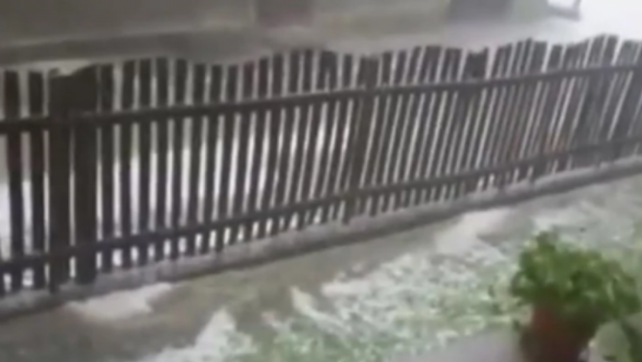 Nevreme sa poplavom zahvatilo noćas Nemačku, poplavljena železnička stanica u Štutgartu!