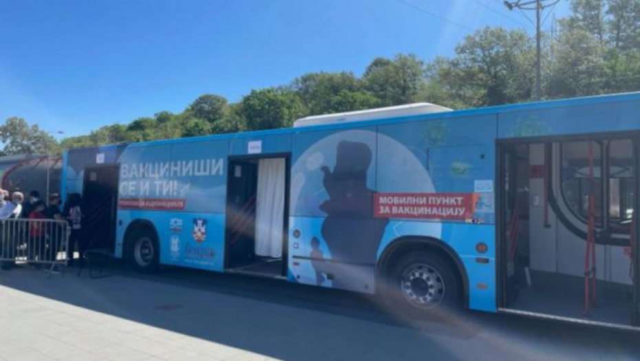 I DANAS MOBILNA VAKCINACIJA: Autobus na batajničkoj pijaci i u Zemunu, potreban veći odziv mladih