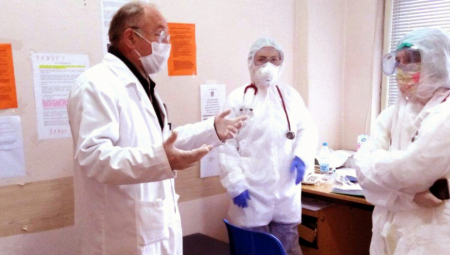 DOKTOR VUJNOVIĆ: Četvrti talas korone može da nam stigne na jesen i da nas dotuče