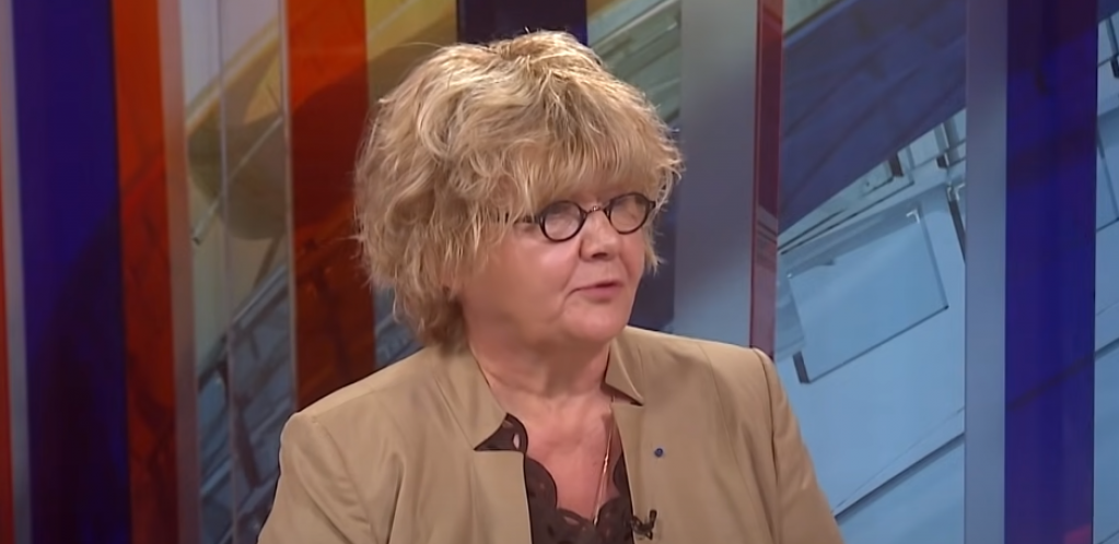 KURTIJEVA MILJENICA UHVAĆENA U LAŽI Đurić oštro demantovao sramne navode Rade Trajković