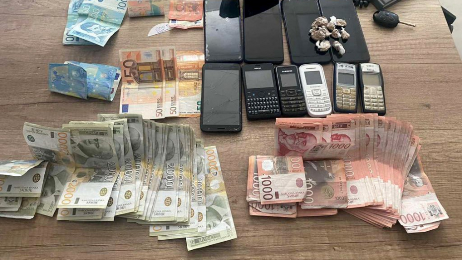DVE AKCIJE SRPSKE POLICIJE Tokom noći zaplenjena velika količina droge