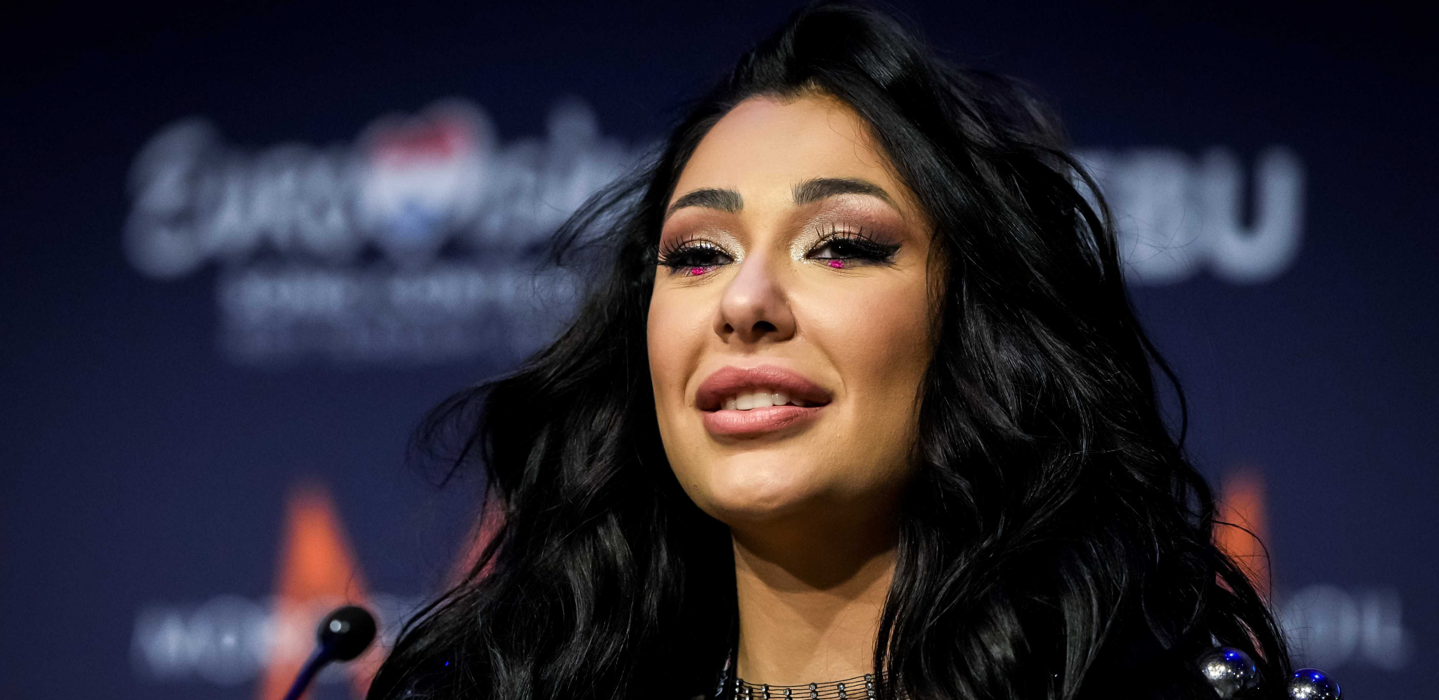 VIŠE NE IZGLEDA OVAKO Šok transformacija Sanje Vučić nakon raspada Uraganki, pevačica ne liči na sebe (FOTO)