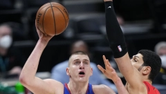 NOVA MVP PARTIJA SRBINA Brutalni Jokić doveo Denver do izjednačenja (VIDEO)