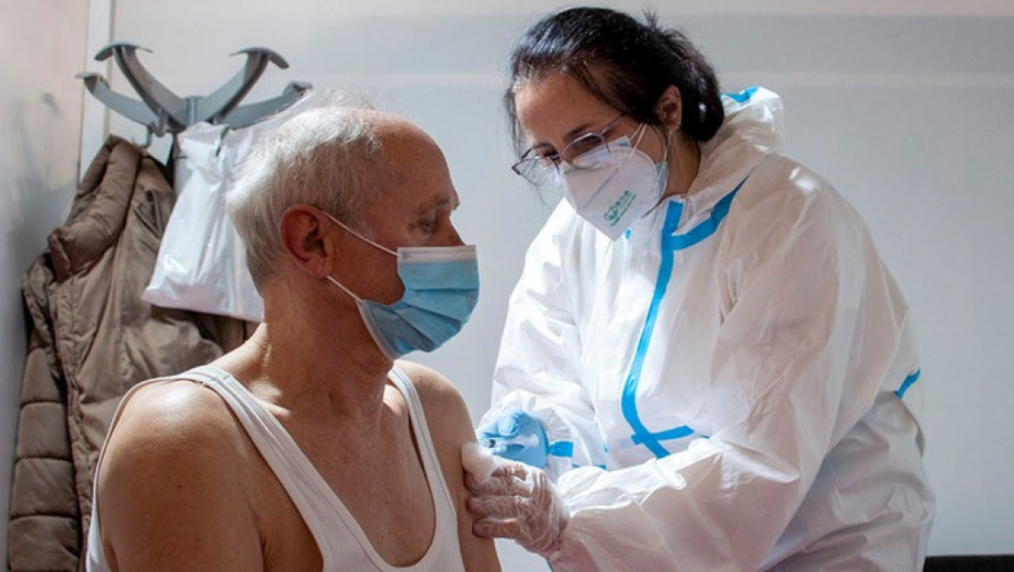 DRŽAVLJANI BIH POHRLILI U ZLATIBORSKI OKRUG NA VAKCINACIJU Za samo tri dana imunizovano gotovo 3.000 građana