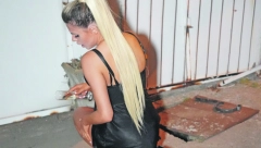 SKINULE SE I KRENULE U AKCIJU! Isplivao lezbo snimak kontroverzne zadrugarke! (VIDEO +18)