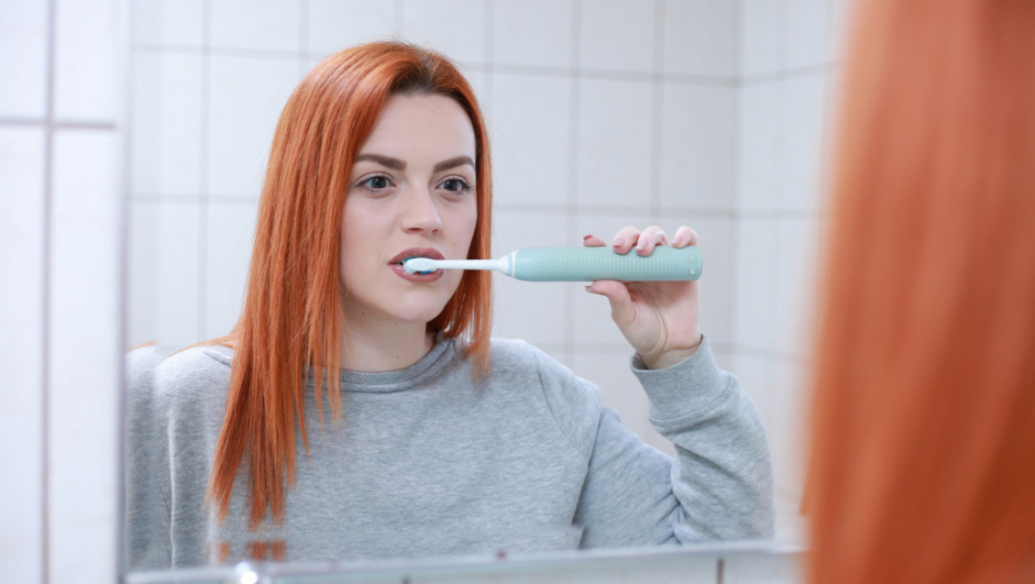 Stomatolozi otkrivaju: Koliko često treba da menjamo četkicu za zube?
