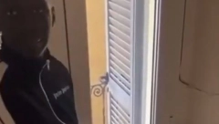 Tiktoker je postao hit na društvenim mrežama, duhovito ispravljajući ljude koji pokušavaju razne "inovacije" da prikažu korisnicima (VIDEO)