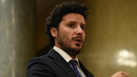 DA LI ĆE DRITAN PREŽIVETI POKUŠAJ PUČA: Evo kada će se glasati za njegovu smenu