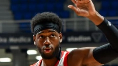 ZVEZDA OSTAJE BEZ BITNOG IGRAČA? Evroligaš pokazao interesovanje za Lojda!