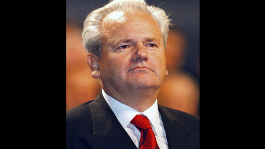 ŠTA SE DOGAĐALO 2001. NA VIDOVDAN? Milošević je pre ulaska u helikopter upitao Čedu Jovanovića da li zna koji je dan, a onda je otišao