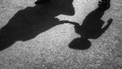 MALU DANIJELU (13) SILOVAO PEDOFIL (52) Očajna majka kroz suze: Rekla mi je kako je on VOLI