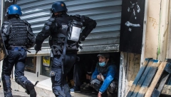 UZBUNA U FRANCUSKOJ Policija u potrazi za dve žene zbog smrti Italijanke!