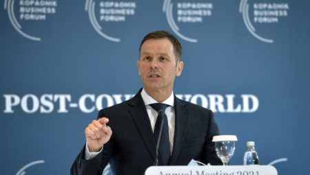 MALI BRUTALNO ODGOVORIO NIKEZIĆU: Vaša demencija je obojena lopovskom politikom, ali građani pamte!