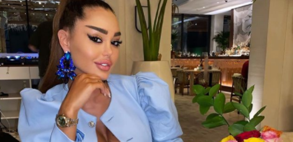 ZAPALILA MREŽE! Ana Korać otišla korak dalje, starleta bez brusa napravila haos, a njeno bujno poprsje svi komentarišu! (FOTO)