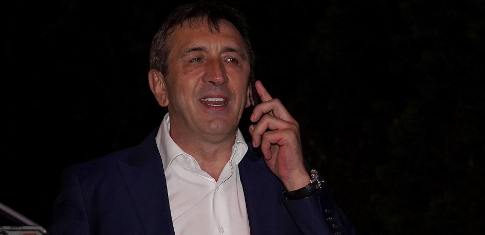 ŽIVOTNA ISPOVEST ŽIKE JAKŠIĆA Dugovao je 100.000 maraka, razvodio se dva puta, a evo u kakvom sećanju mu je ostala veza sa Slavicom Ćukteraš!