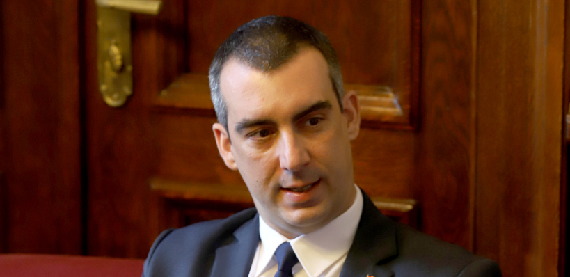 ORLIĆ ZAGRMEO NA SEDNICI SKUPŠTINE Niste se udostojili da glasate za sopstveni dnevni red koji ste vi predložili!
