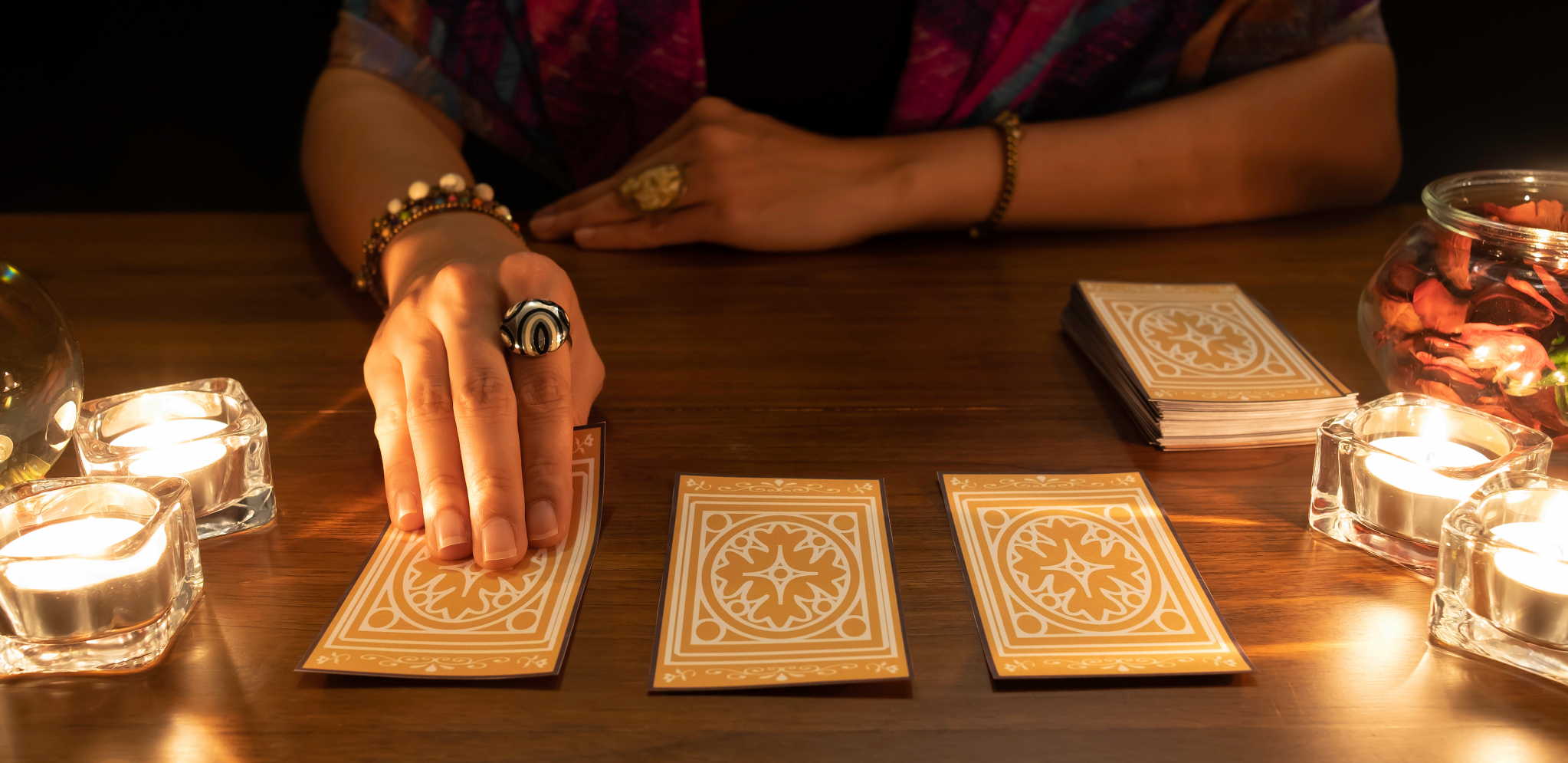 TAROT PROGNOZA ZA 2022. GODINU Dva znaka dobijaju dobru kartu velikog uspeha, a jedan najgoru -Smrt