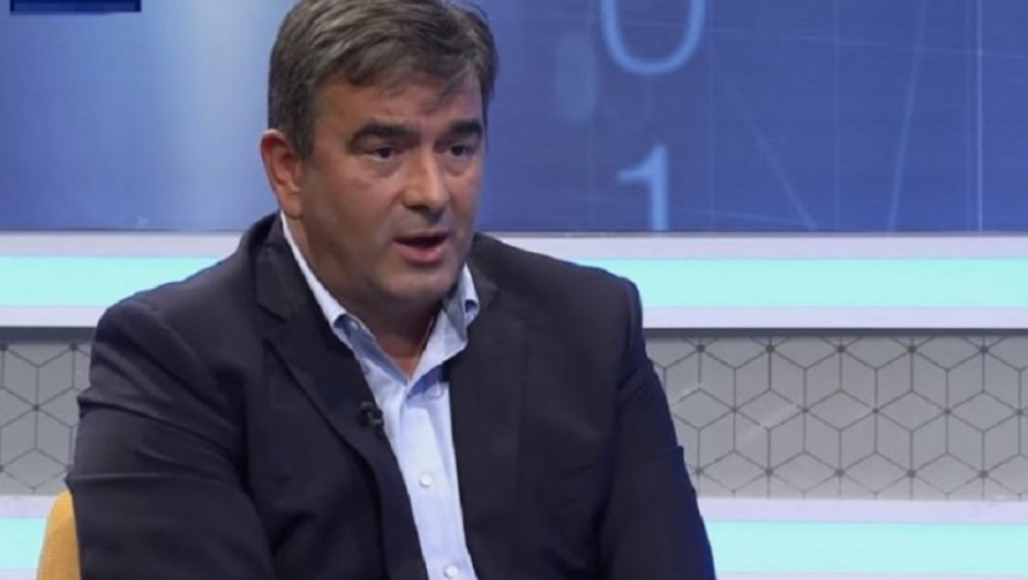 NEBOJŠA MEDOJEVIĆ:  Nećemo podržavati Vladu koja švercuje cigarete!