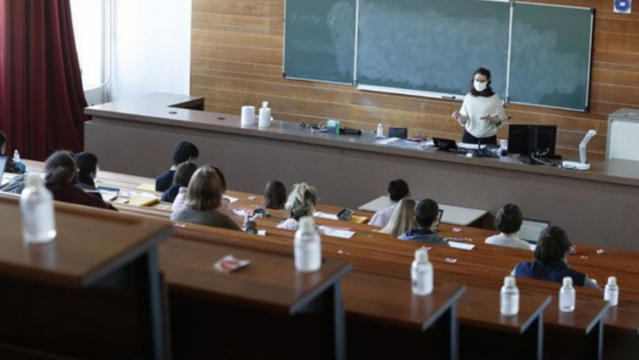 VAKCINA I NA EKONOMSKOM Sutra i prekosutra otvoren punkt za imunizaciju