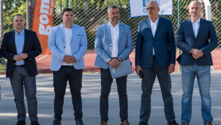 Gradonačelnik Subotice Stevan Bakić otvorio sportske dane Ekonomskog fakulteta