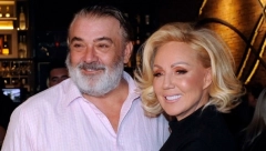 NE ŽELE DA ČUJU ZA NJU! Dajanu zbog prostitucije otkačili kumovi Brena i Boba?!