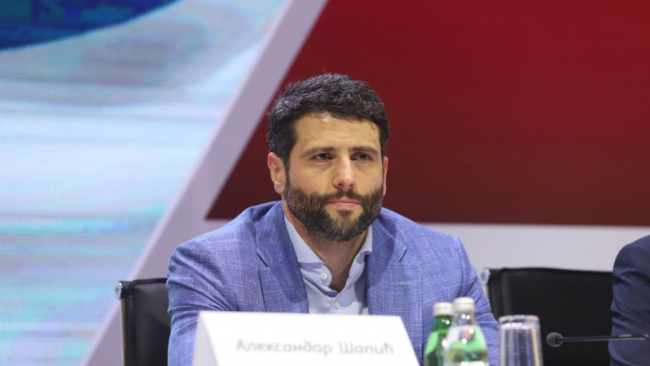 "ATMOSFERA PODSEĆA NA SUSRETE SA HRVATIMA" Šapić rasturio Krivokapića: Došao u Beograd da savetuje SPC, kao da oni ne znaju!