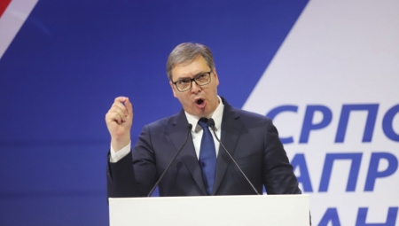 Predsednik poslao snažnu poruku građanima: Za Srbiju!