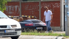 IZGORELA JAHTA SRPSKOG TAJKUNA Oglasio se Milan Popović nakon požara!