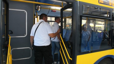PRIVATNO OBEZBEĐENJE U GSP NUŽNOST Može da reaguje samo u slučaju fizičkog napada na kontrolore