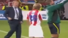 SA 17 GODINA DOLAZIO NA TRENING U BMW-u, OSVOJIO SVETSKO PRVENSTVO! Gde je nestao Zvezdin "novi Piksi"? Bio je veliki talenat, a sad ga ne žele ni u drugoj ligi! (VIDEO)