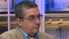 "IMA BOGA!" Srđa Trifković "grmi" o slepilu Evrope i opasnosti koja nam svima diše za vrat