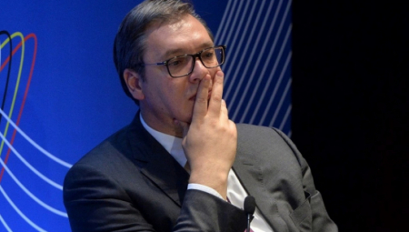 SPREMA SE DIPLOMATSKA OLUJA PROTIV VUČIĆA Imperija traži priznanje Kosova 15. juna - Ovo će biti odgovor Srbije na ultimatum