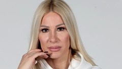 SKINULA SE U PETOJ DECENIJI Vesna Đogani zamešala u tigraastom bikiniju, komentari samo pljušte (FOTO)