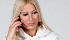 UŽAS! Vesna Đogani dobila skandaloznu poruku, pevačica morala hitno da reaguje (FOTO)