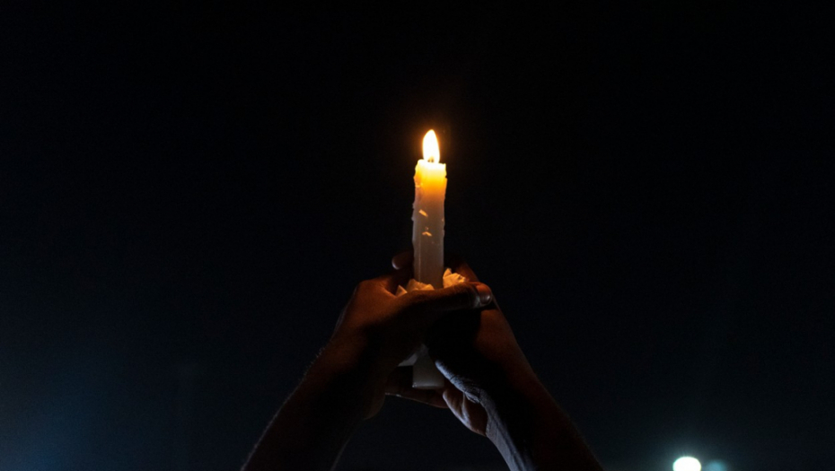 ŠOK! SIN SLAVNE HOLIVUDSKE GLUMICE IZVRŠIO SAMOUBISTVO! Imao je samo 26 godina, porodica slomljena: Naš život je uništen! (FOTO)