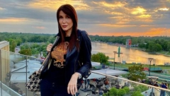 FLASTER, GAZA Snežana Dakić prvi put nakon kamenovanja pokazala glavu bez zavoja! (FOTO)