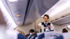 Zaposleni u "Delta Er Lajns" moraće da plate 200 dolara svakog meseca ukoliko se ne vakcinišu!