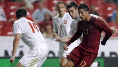 CEO TIM ZVEZDE GA TRAŽIO PO KAFANAMA U KRUŠEVCU, STAVIO RONALDA "U DŽEP" Gde je nestao najpoznatiji pijanac srpskog fudbala i čovek koji je ojadio crveno-bele za skoro 1.000.000 evra?