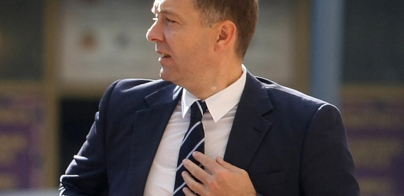 SNS ŠABAC Nismo iznenađeni što je lažni ekolog Nebojša Zelenović ponovo na ekskurziji u Briselu!