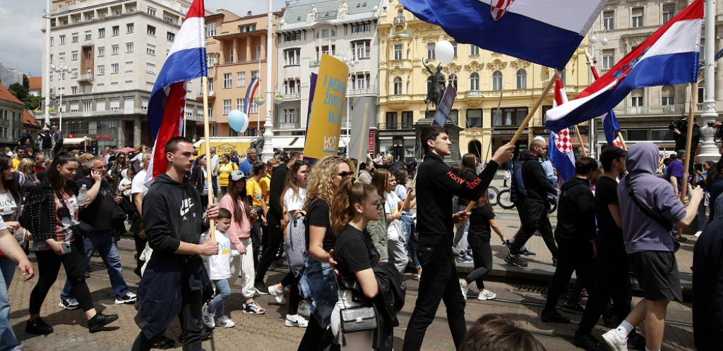 BANOVAN UREDNIK HRVATSKE VIKIPEDIJE! Skandal trese komšiluk, međunarodna javnost ih uhvatila u užasnoj prevari!