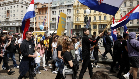 ZLOČIN U SPLITU ZBOG ETNIČKE MRŽNJE : Potpredsednik hrvatske Vlade kaže, to se mora sprečiti