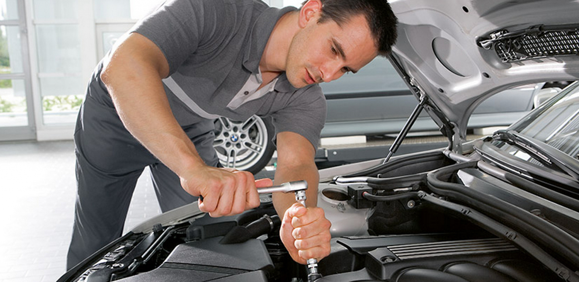 NEMOJTE PRAVITI OVU GREŠKU Jedna loša navika vozača je smrt za motor