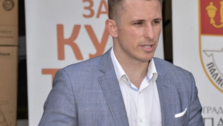 "PAO" ZBOG ZLOUPOTREBE POLOŽAJA Jovičić uhapšen zbog Ade Huje!