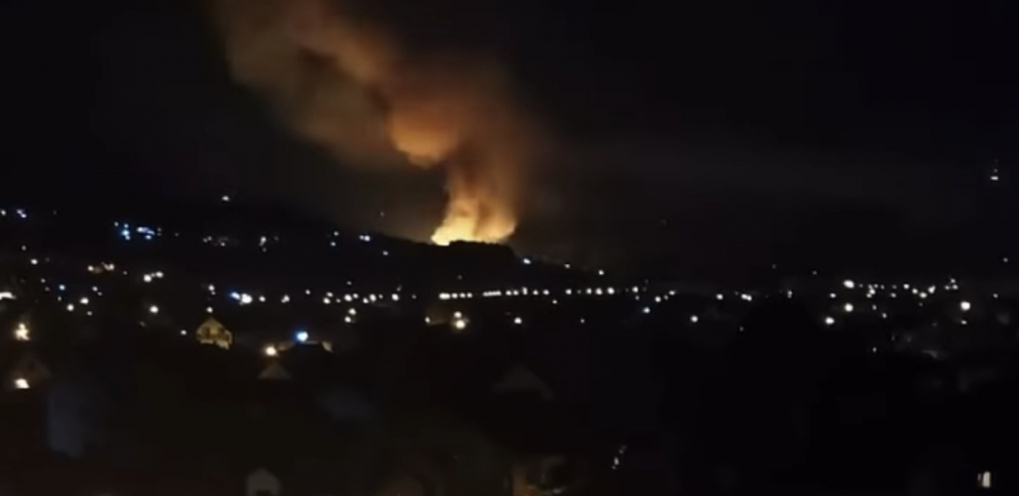 ESKPLODIRALO SKLADIŠTE RAKETA Detonacije potresaju Čačak, stanovništvo se evakuiše