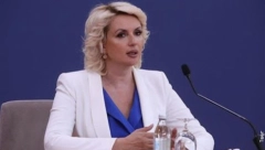 MODNA LEKCIJA DARIJE KISIĆ TEPAVČEVIĆ: Ovako treba da se oblači svaka poslovna žena!