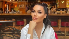 DALI 80.000, PRAVLJENO SAMO ZA NJU I MUŽA! Topalkova ćerka se pohvalila komadima poznatog svetskog brenda! (FOTO)