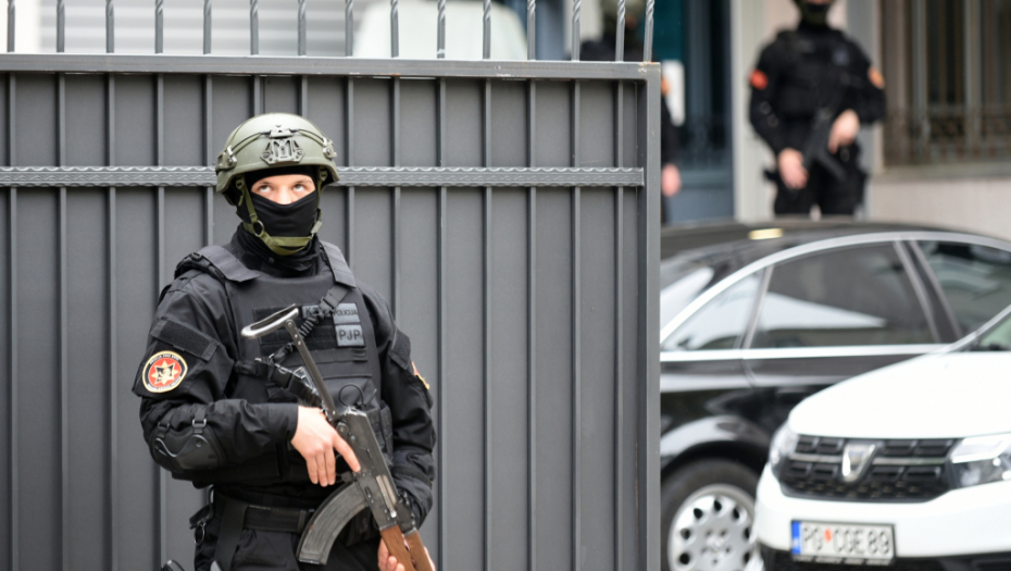 VELIKA AKCIJA Pretresaju objekte Jovana Vukotića, policija udarila na škaljarski klan!